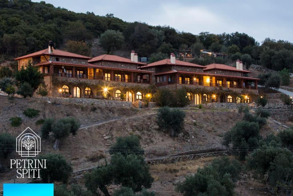 Petrini Spiti Βίλα Πυργαδίκια Εξωτερικό φωτογραφία